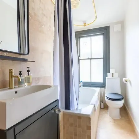 Luxuriously Designed 3 Bedroom Apartment In Clapham Londres Exterior foto